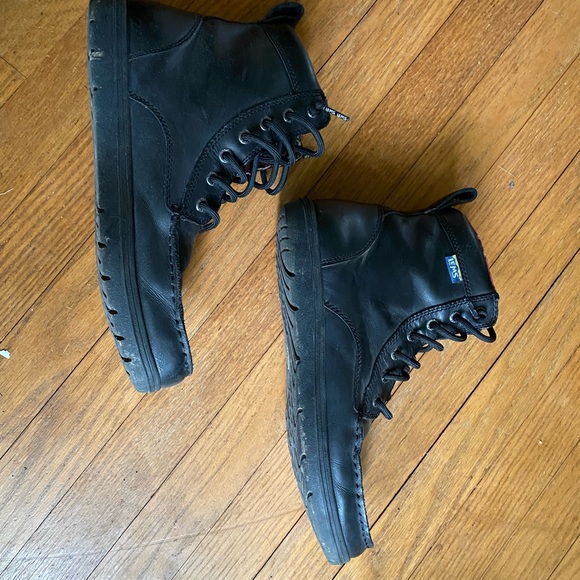 Black Leather Men's Shoes - Picture 6 of 9